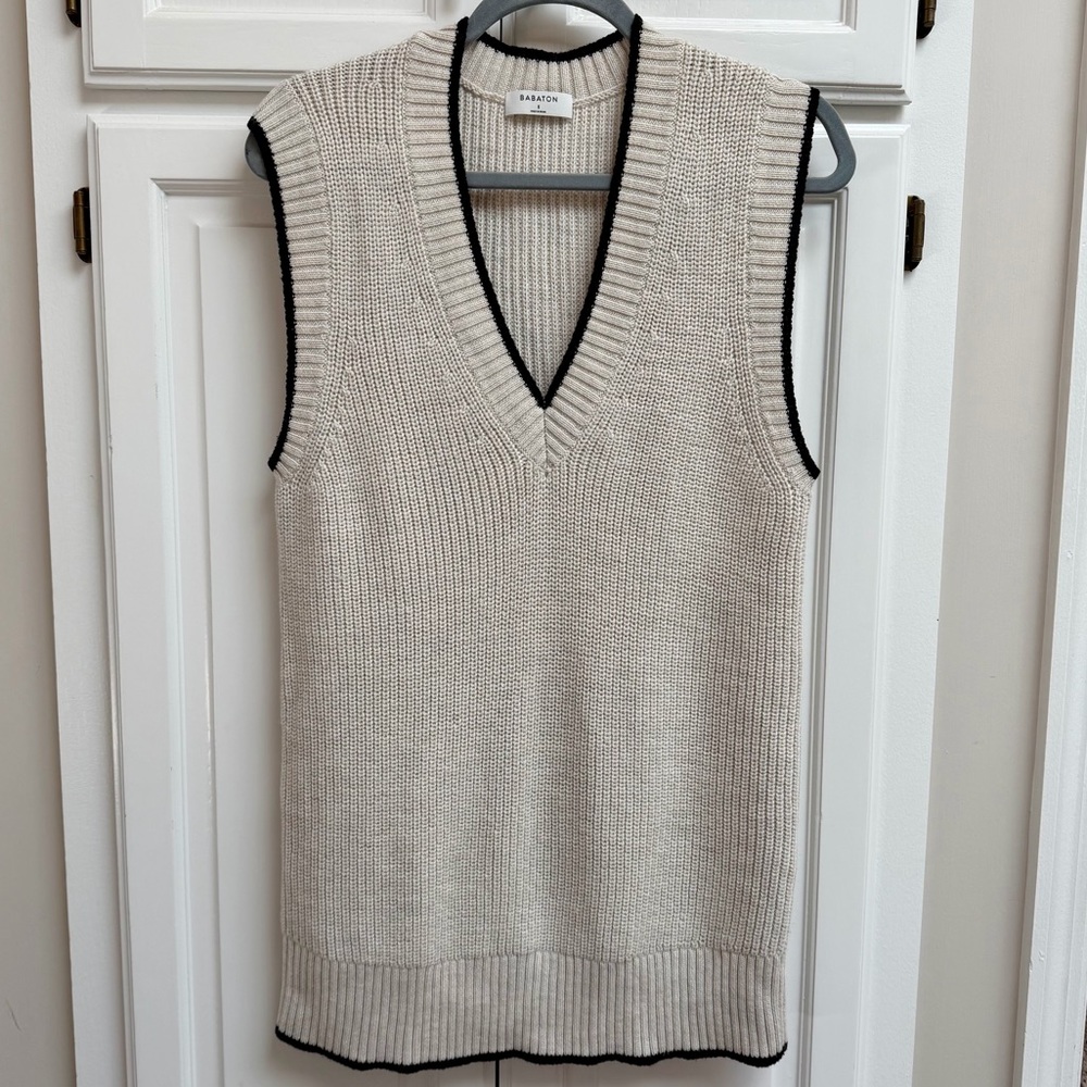 Aritzia Babaton Sherman Vest in Heather Birch/Black Merino Wool Size Small